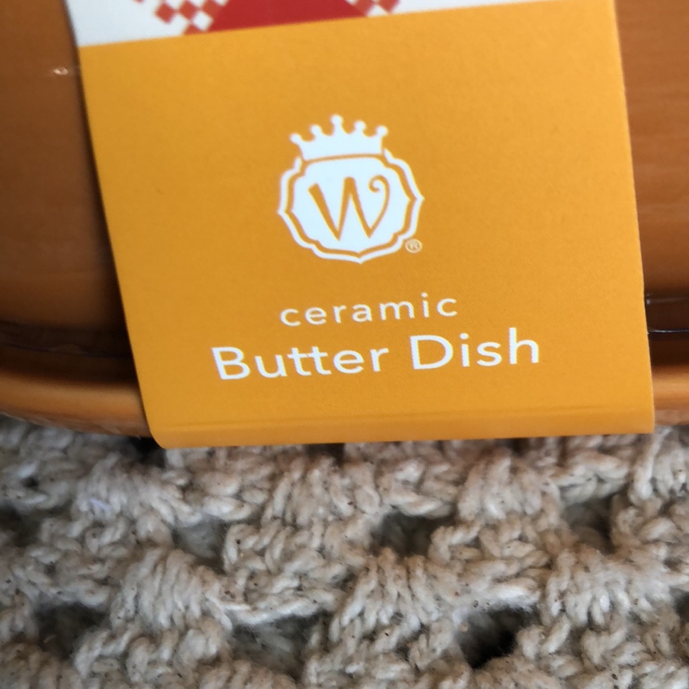Ceramic HOTDOG Butter Dish - Picture 4 of 9